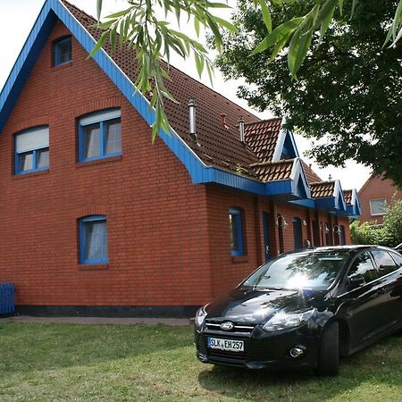 Zur-Alten-Schmiede-I-Links Больтенхаген Экстерьер фото